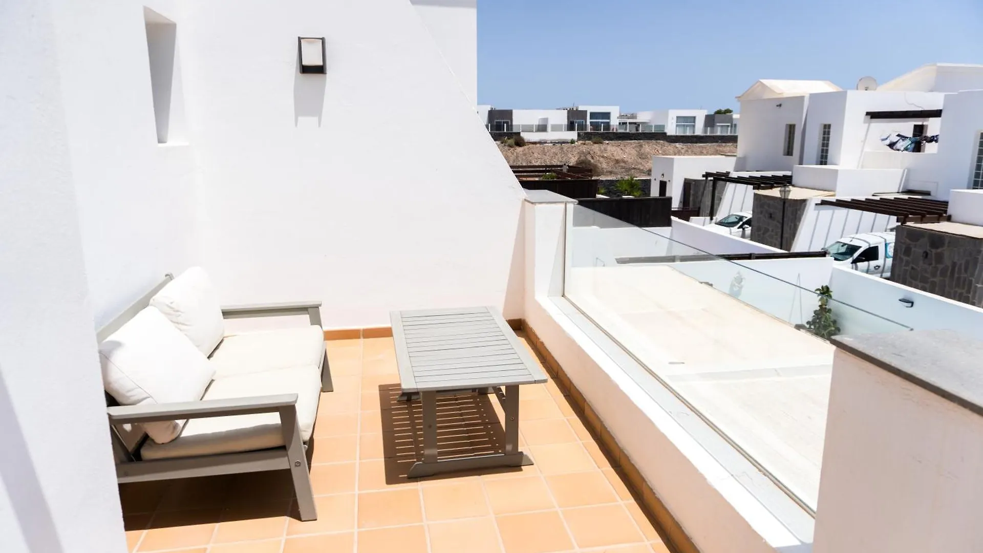 Beautiful And Luxurious Villa With Heated Pool And Free Wi-Fi In Playa Blanca.  Playa Blanca (Lanzarote)